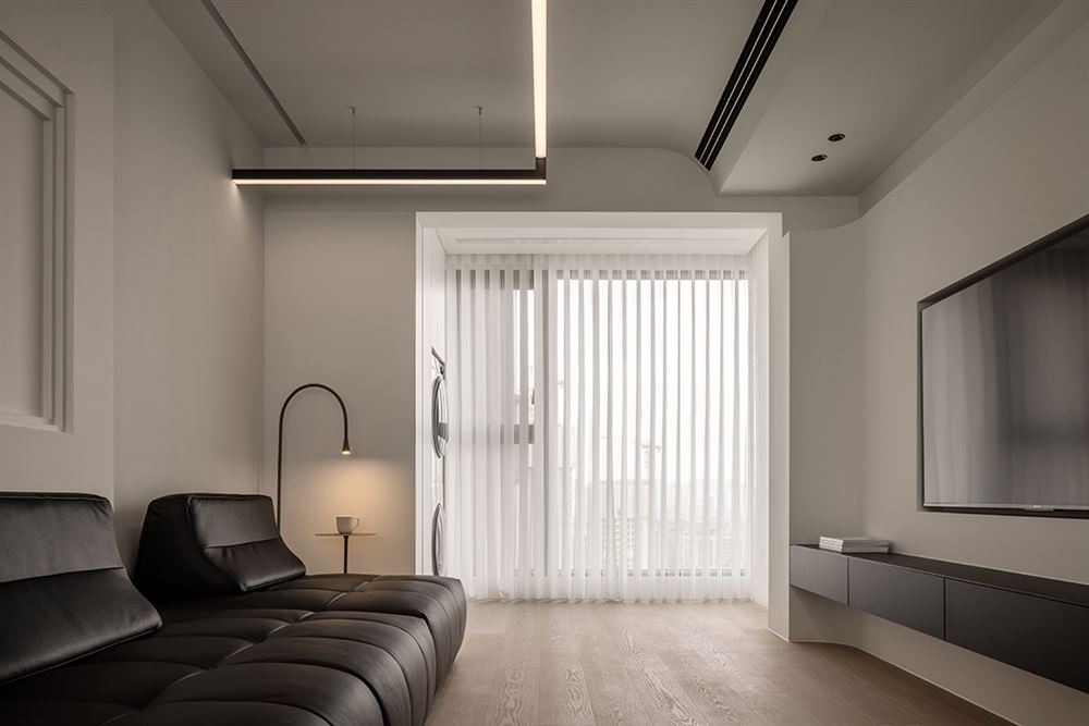佛山東湖學(xué)府110m2| 流光溯影，極簡萬象